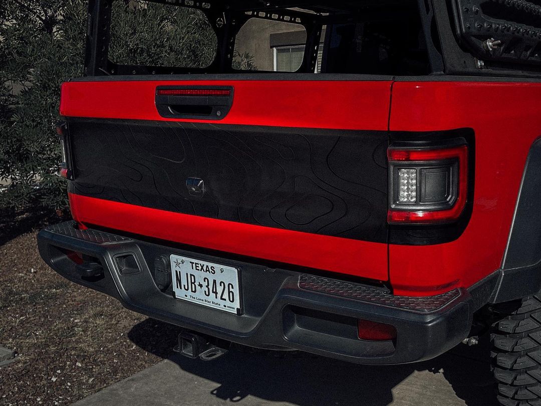 Oracle Lighting Flush Mount LED Tail Lights for Jeep Gladiator JT | 5882-504
